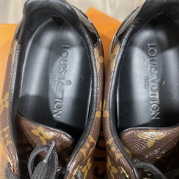 Authentic Louis Vuitton Monogram Sneakers - Picture 4 of 9